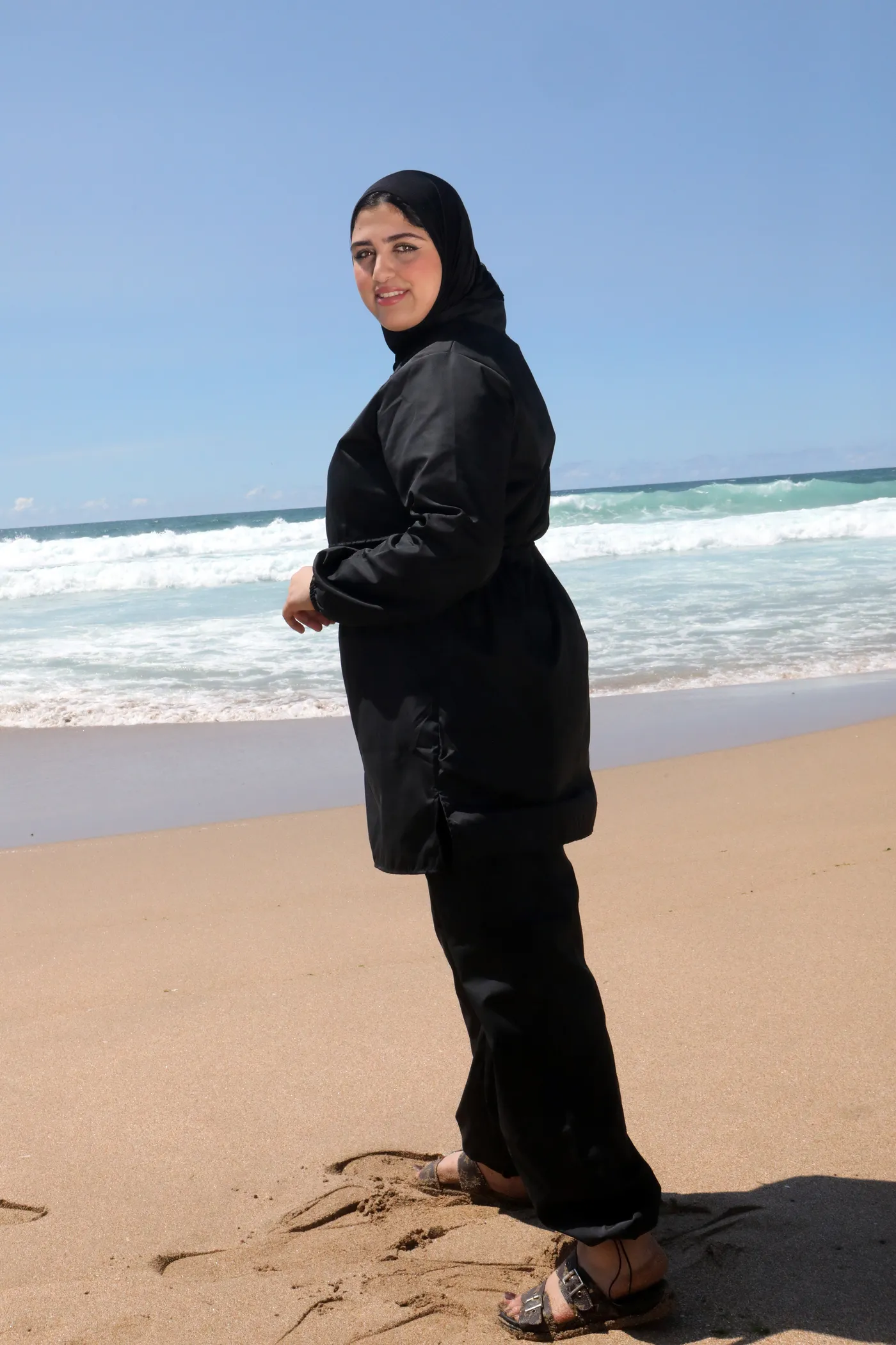 Burkini yacout en noir – Image 6